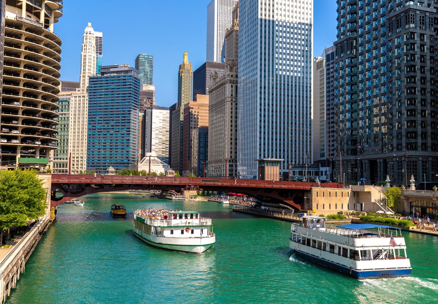 הגברת הראשונה סיורי אדריכלות יומיים - Chicago's First Lady River Cruise
