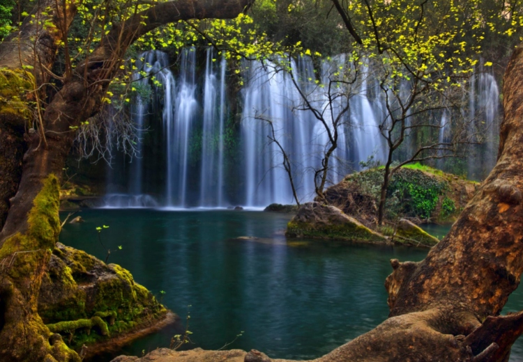 מפלי קורסונלו - Kursunlu Waterfalls
