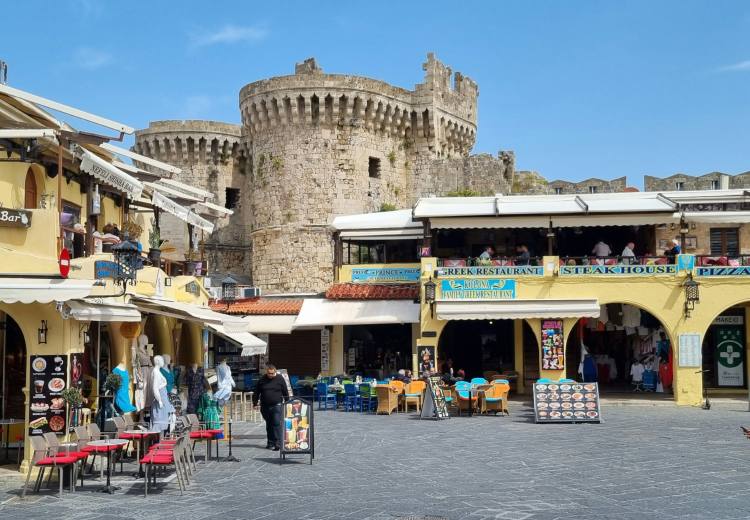 טיסה לרודוס