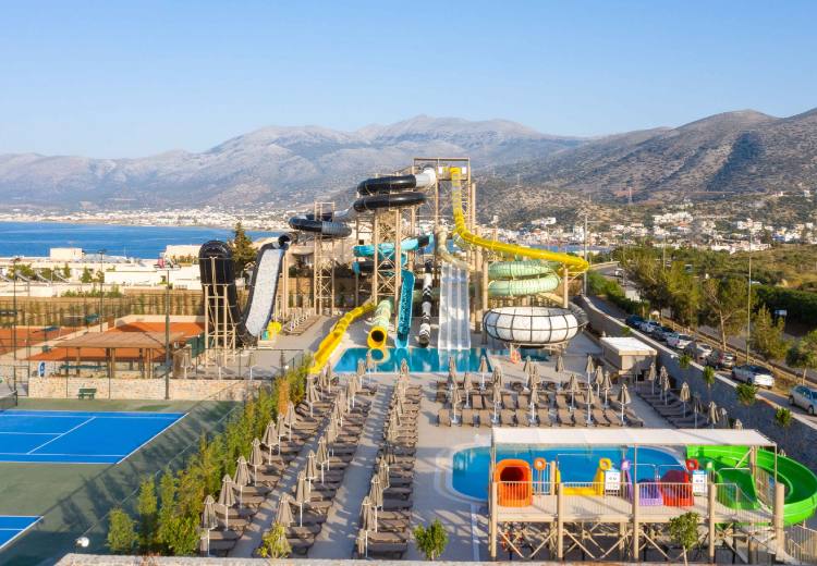 פארק המים בנאנה גולדן ביץ ריזורט