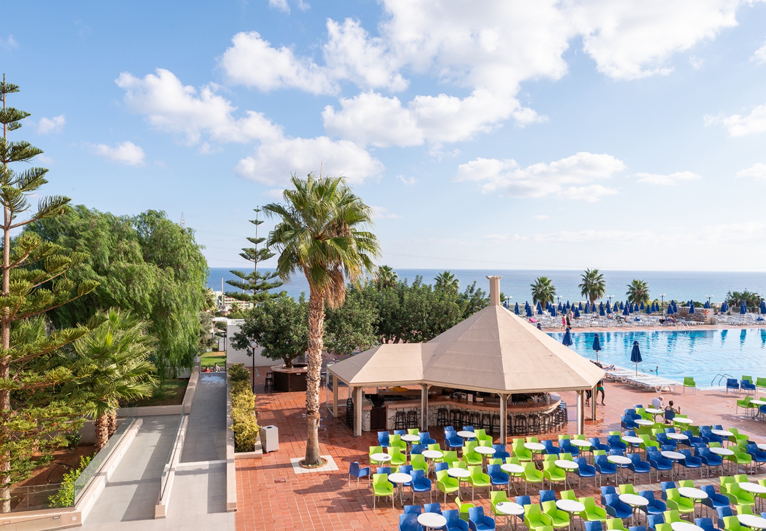 עם המשפחה בכרתים