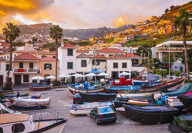 טיסה לליסבון