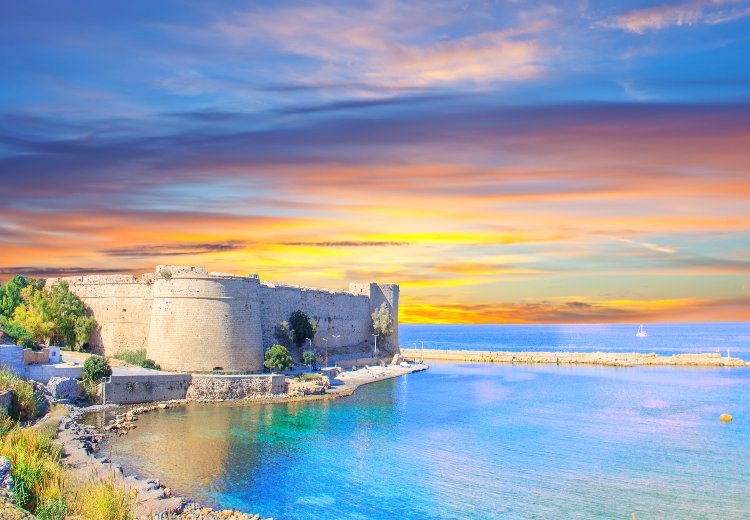 חופשה בקירניה