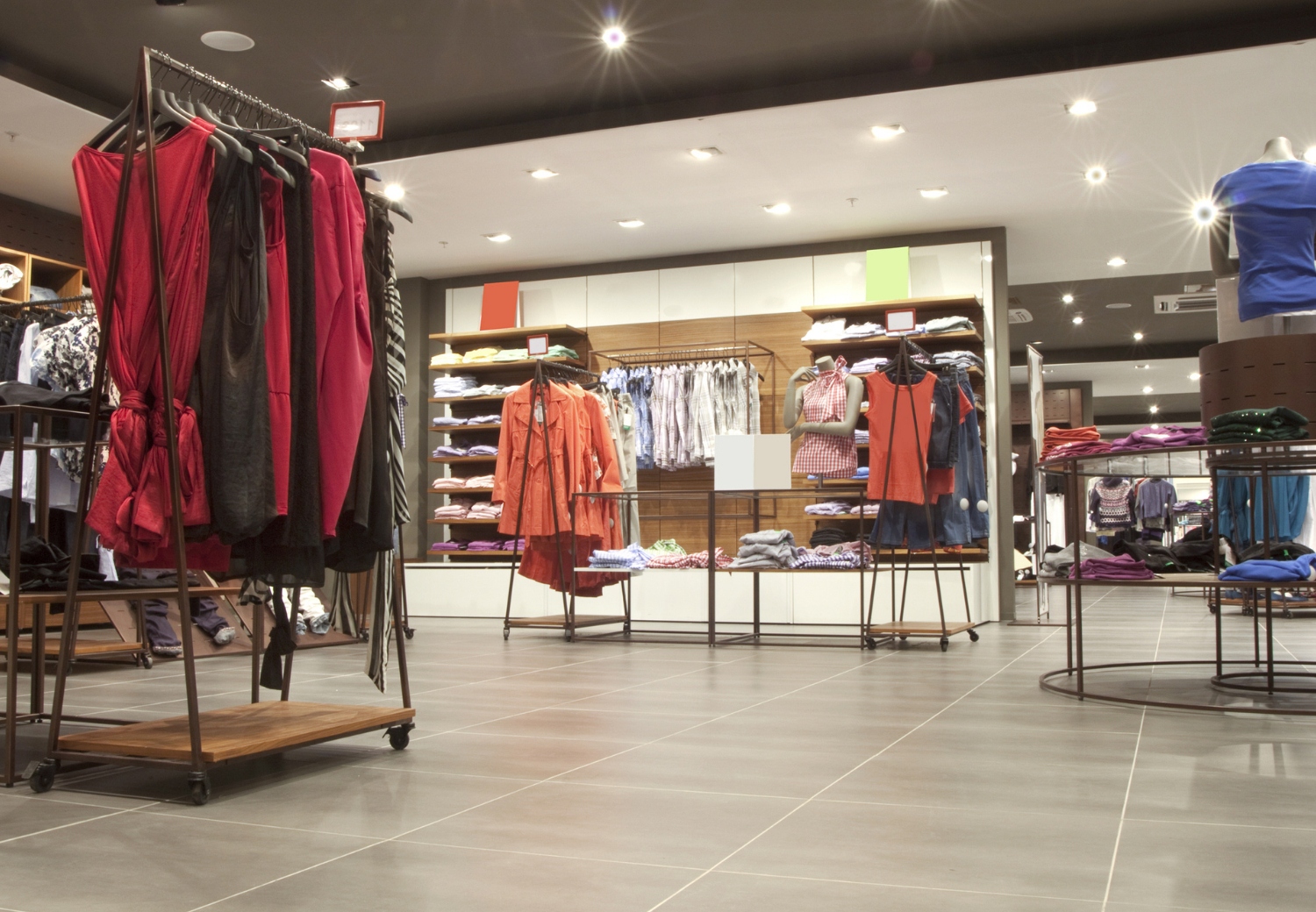 Outlet Collection