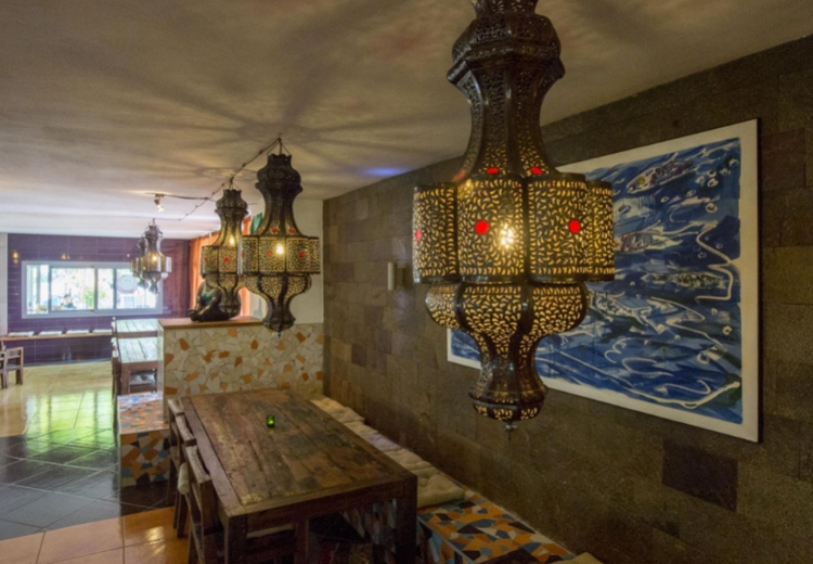 חופשה בורונה