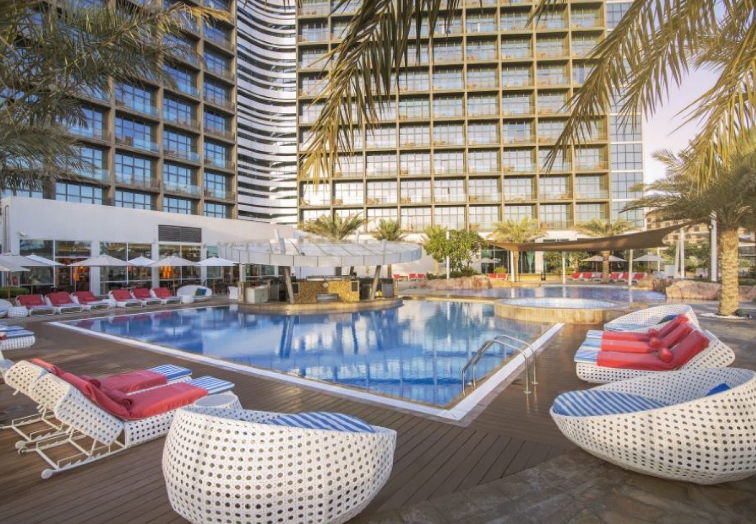 מלון רוטאנה יאס