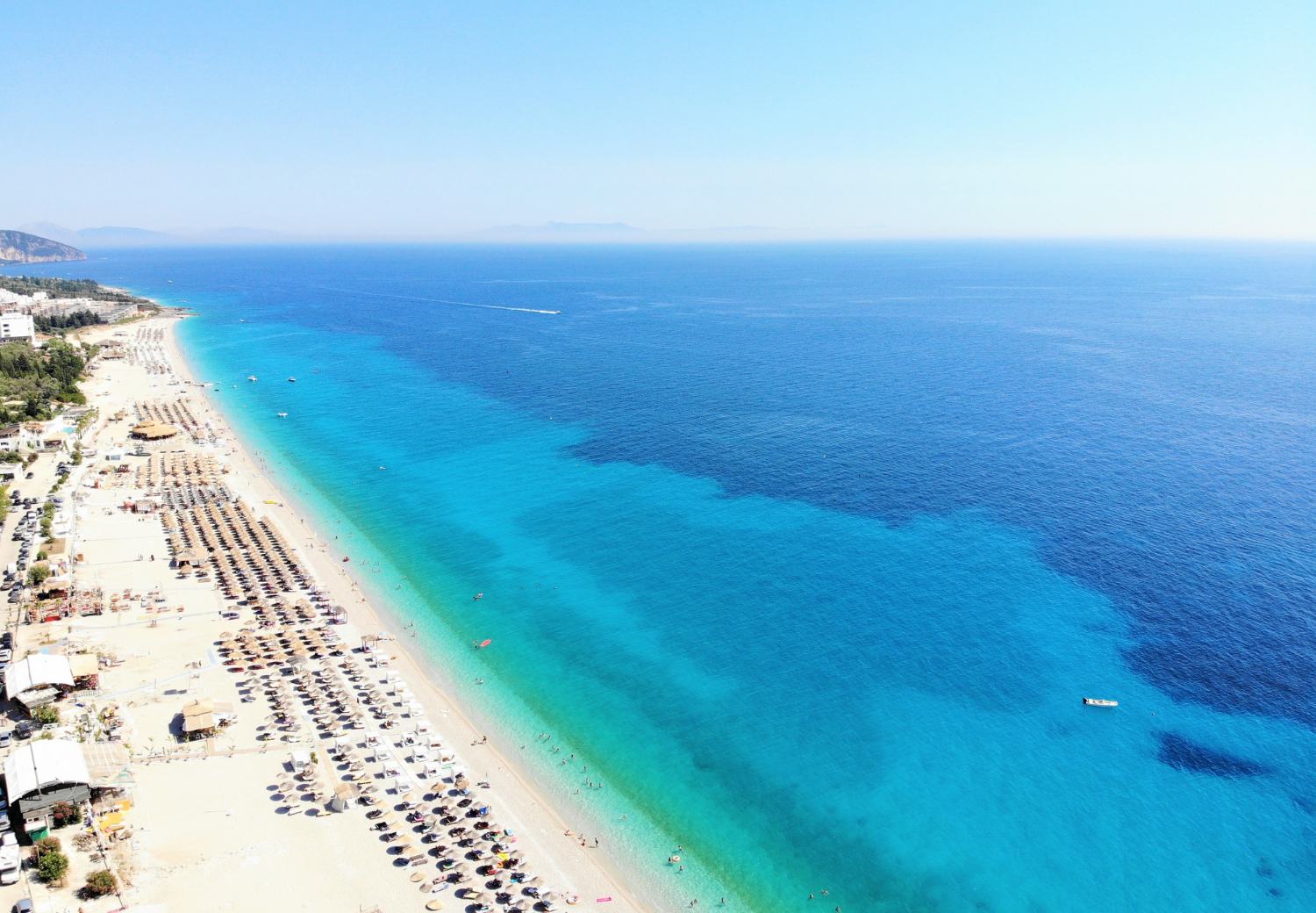 טיסה לטירנה