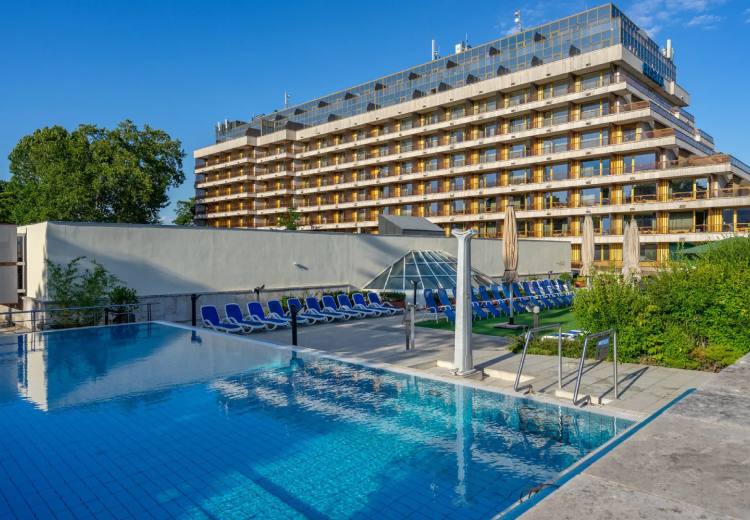 מלון ENSANA THERMAL MARGARET ISLAND