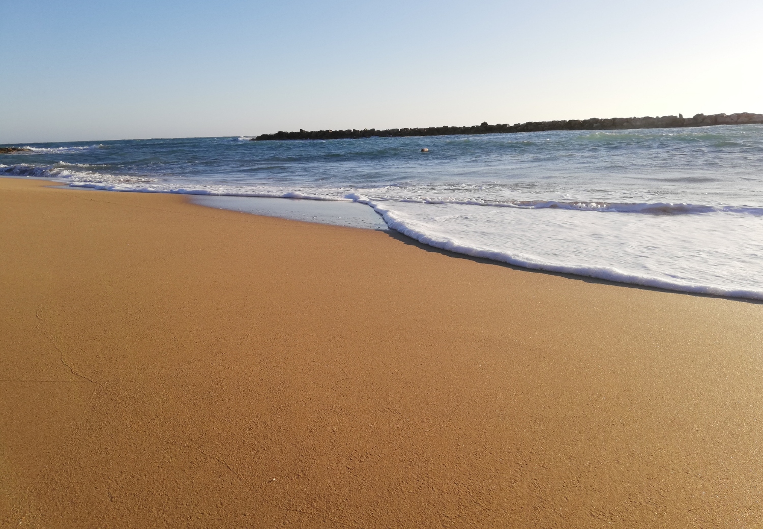 סנדי ביץ' - Sandy Beach