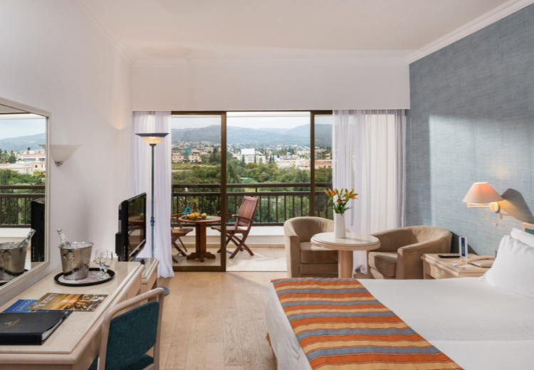 חופשה בפאפוס