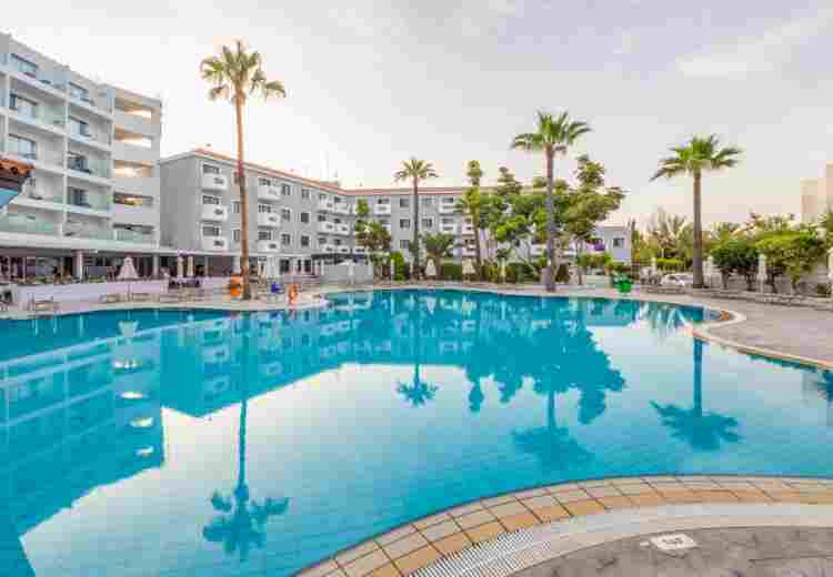 נופש בפורטארס