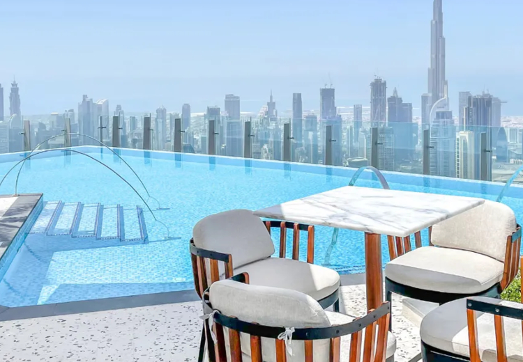 SLS Hotel & Residence