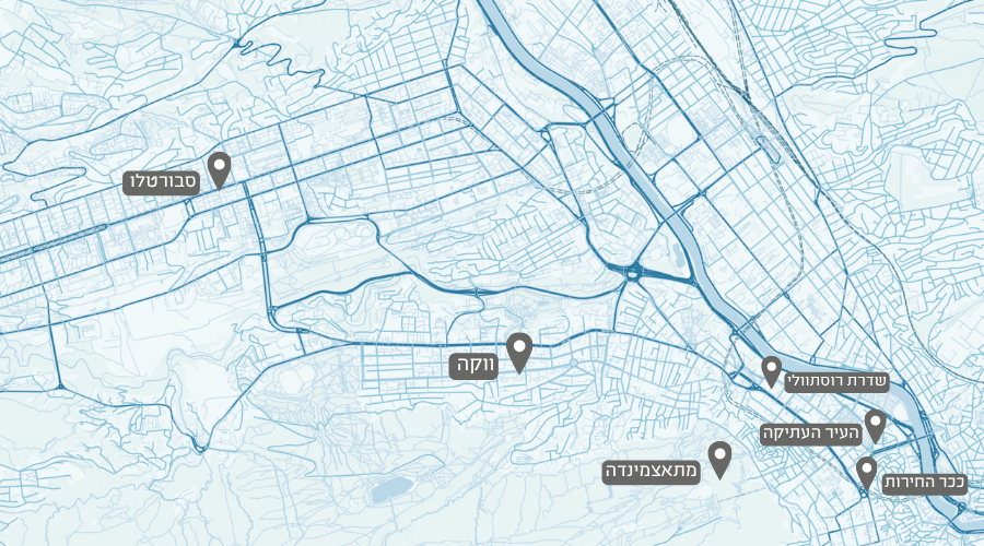 מפת טביליסי עליה מצוינים המקומות המפורטים בטקסט הצמוד