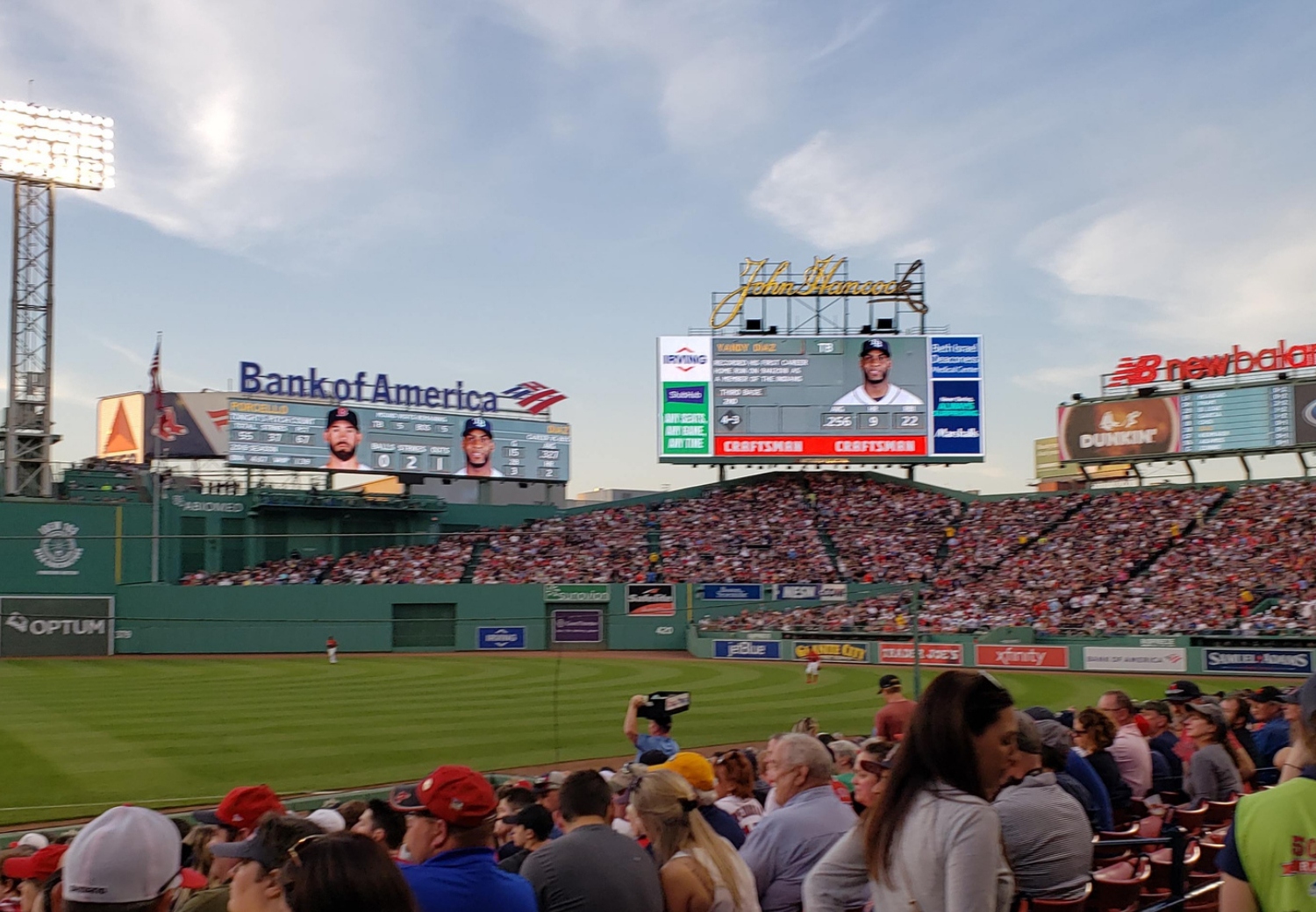 משחק בייסבול בפנוויי פארק - Fenway Park